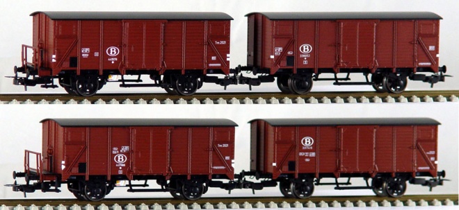 Set of 4 box cars tipe Gklm<br /><a href='images/pictures/LS_Models/32053.jpg' target='_blank'>Full size image</a>